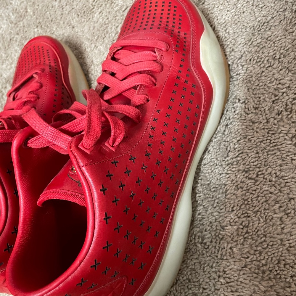 Kobe 10 shoes ( university red)